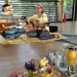 Singen mit Mara, Ilze und Freund*innen